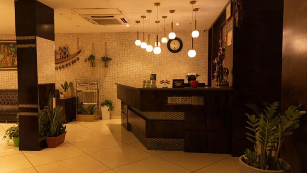 Hotel Royal Retreat Sambalpur Exterior photo